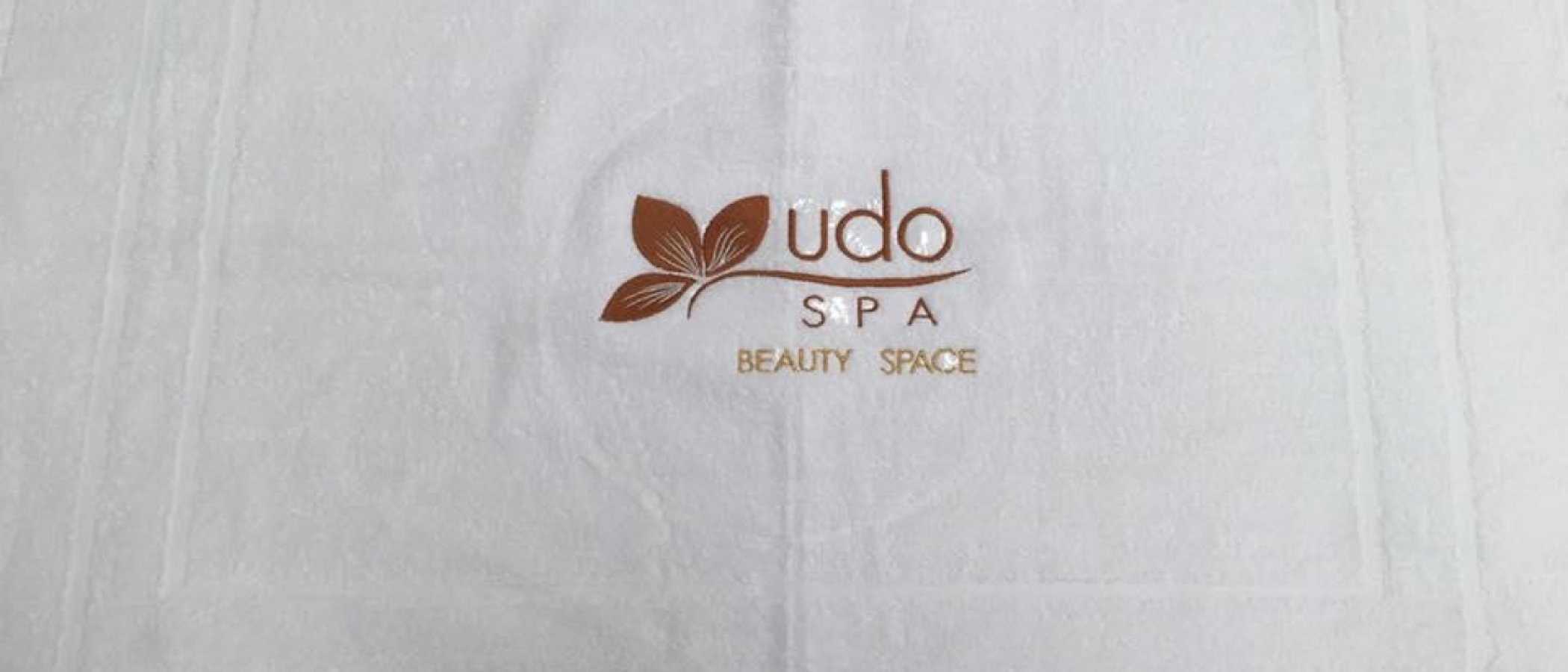 Set spugne personalizzate per Udo Spa