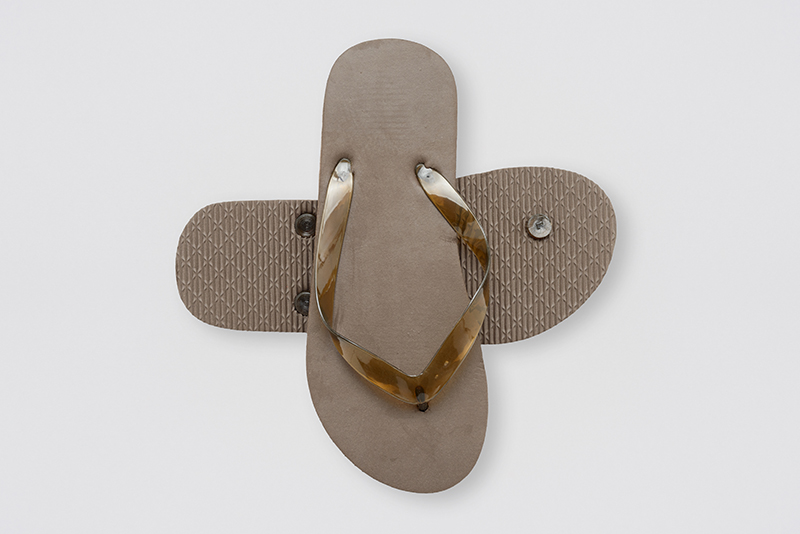 DOVE GREY FLIP FLOP 